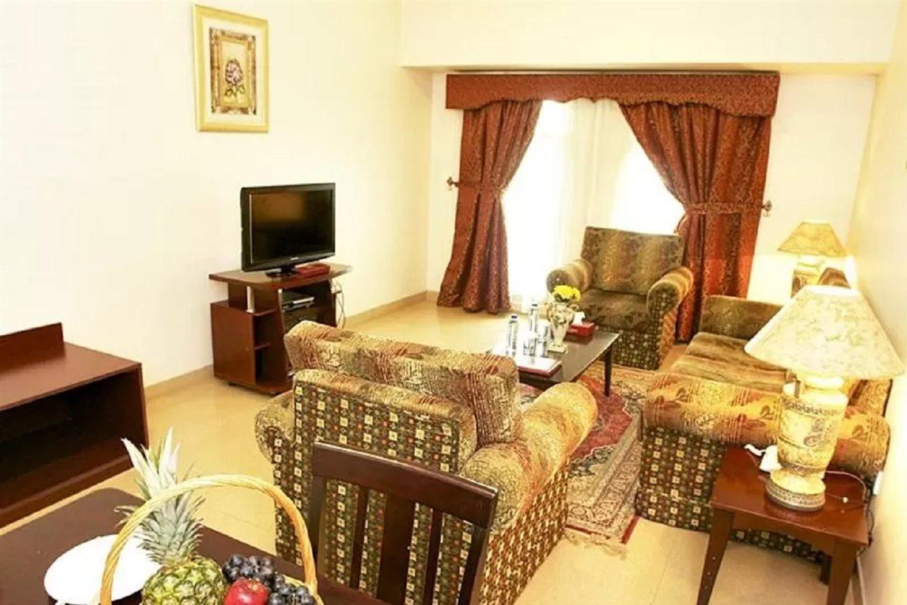 Safeer Plaza Hotel Маскат Екстериор снимка