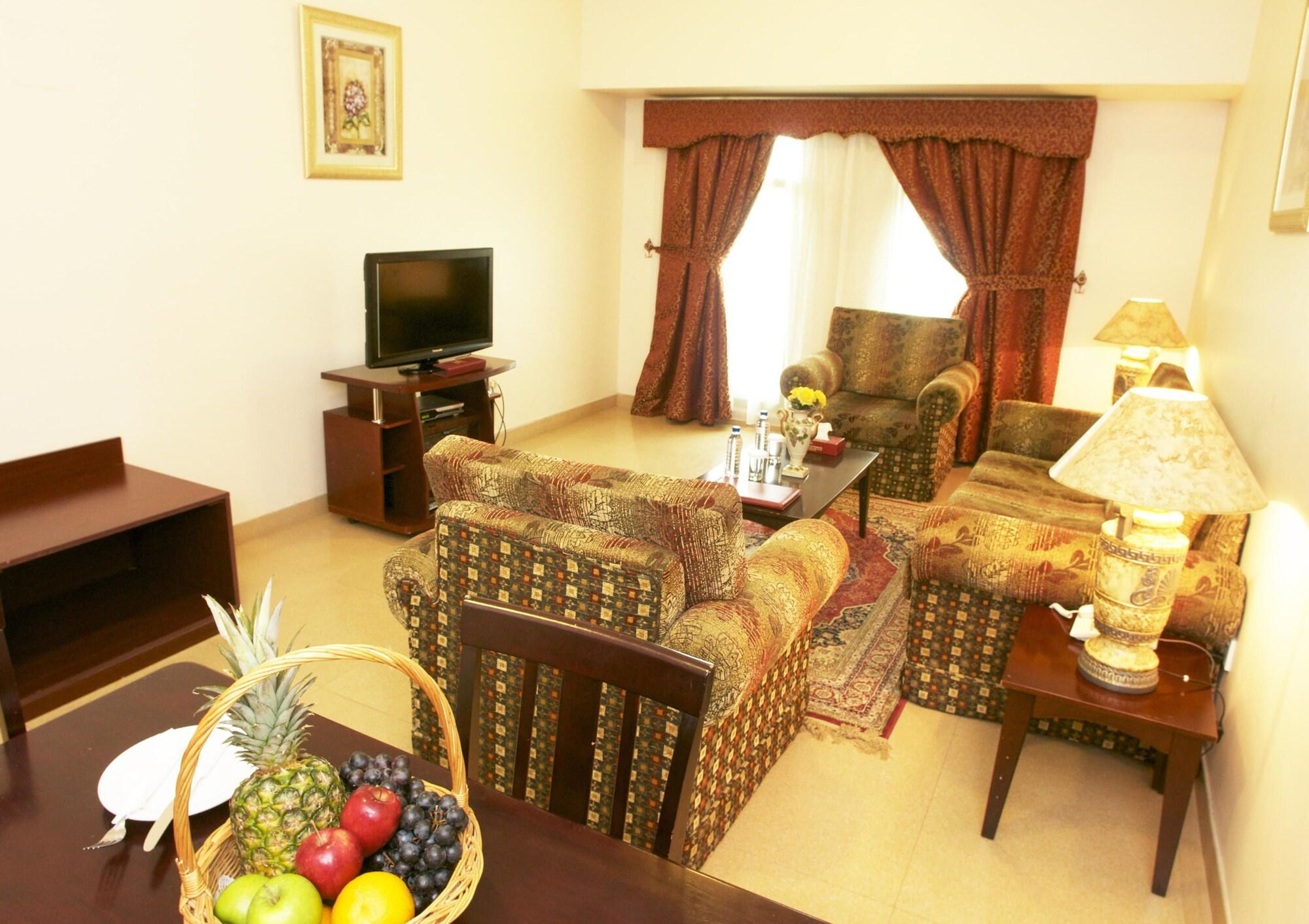 Safeer Plaza Hotel Маскат Екстериор снимка